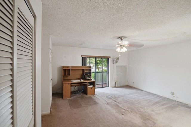 275 Jacaranda Drive, Plantation, FL 33324