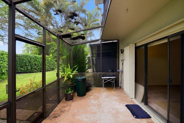 275 Jacaranda Drive, Plantation, FL 33324