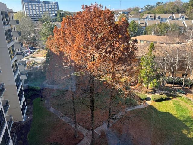 1800 Clairmont Lake 711, Decatur, GA 30033