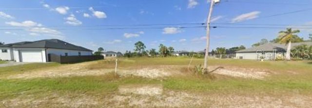 1015 NE 34TH TERRACE, Cape Coral, FL 33909