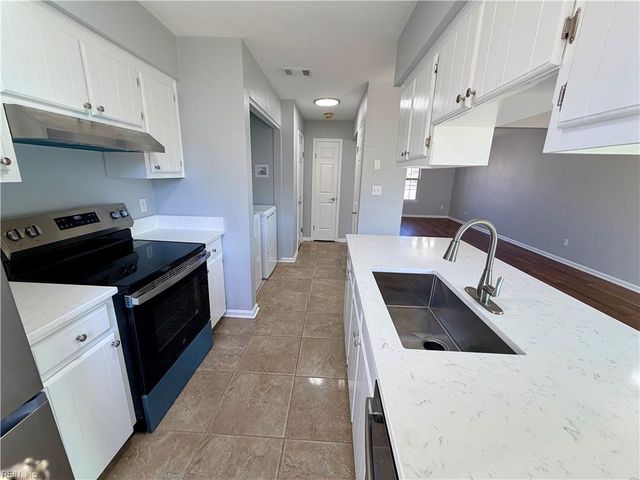 801 Sutherland ARCH, Chesapeake, VA 23320