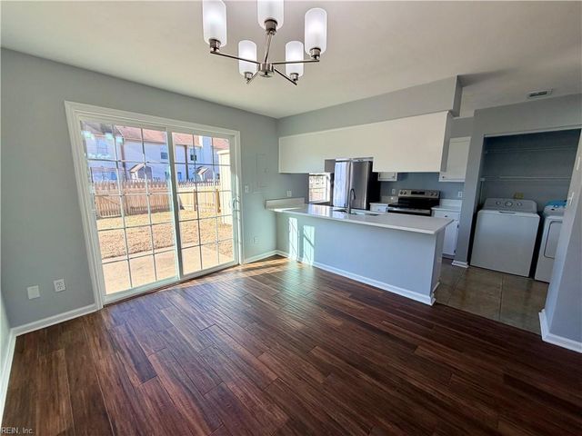 801 Sutherland ARCH, Chesapeake, VA 23320