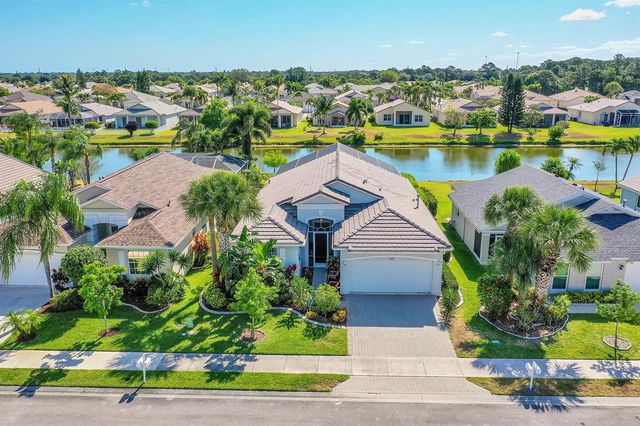 515 SW Indian Key Drive, Port St. Lucie, FL 34986