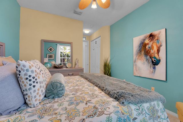 515 SW Indian Key Drive, Port St. Lucie, FL 34986