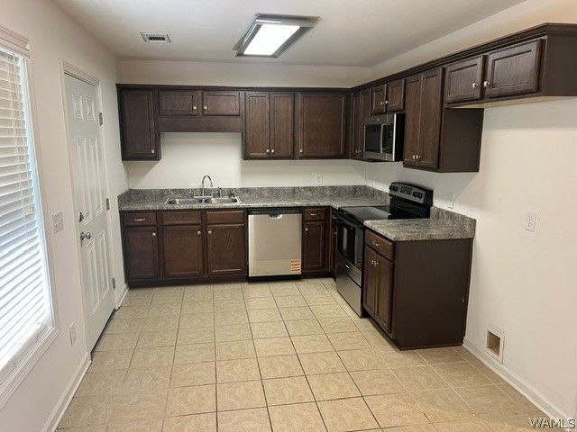 16406 Ramsey Dr, Fosters, AL 35463