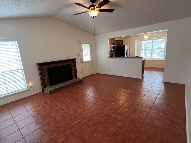 116 Kings Row, Garland, TX 75043