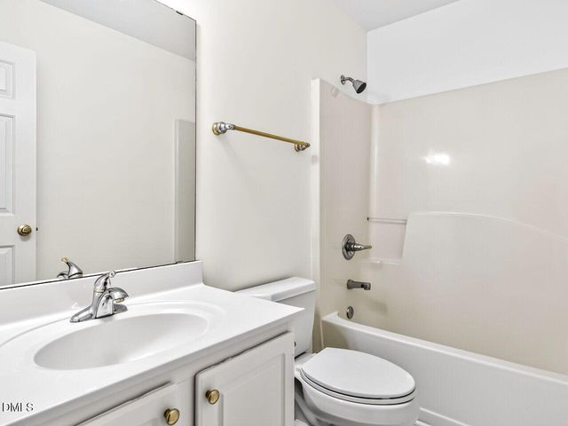 501 Johnston Way, Clayton, NC 27520