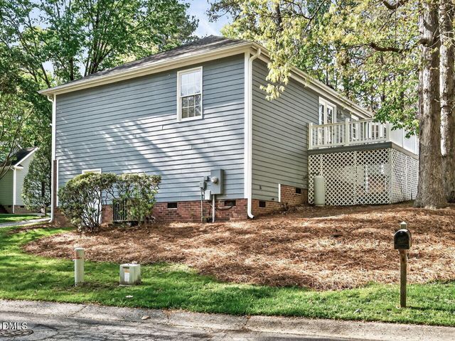 501 Johnston Way, Clayton, NC 27520