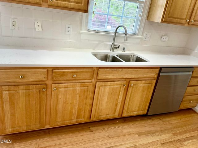 501 Johnston Way, Clayton, NC 27520