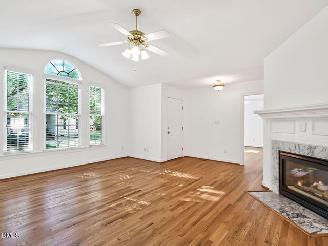 501 Johnston Way, Clayton, NC 27520