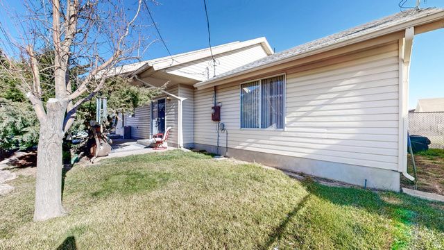 5547 S 2150 W, Roy, UT 84067