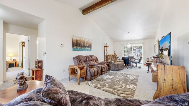 5547 S 2150 W, Roy, UT 84067