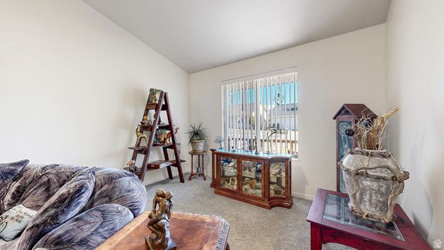 5547 S 2150 W, Roy, UT 84067