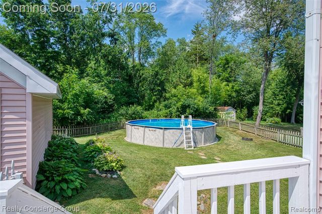476 Waverly, Howell, MI 48843