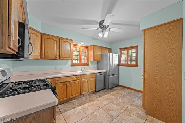 14344 Fayette Boulevard, Brook Park, OH 44142