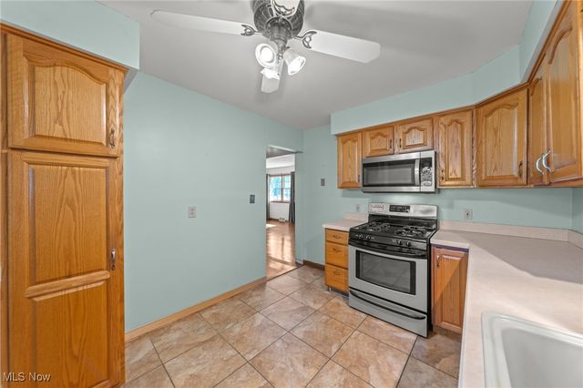 14344 Fayette Boulevard, Brook Park, OH 44142