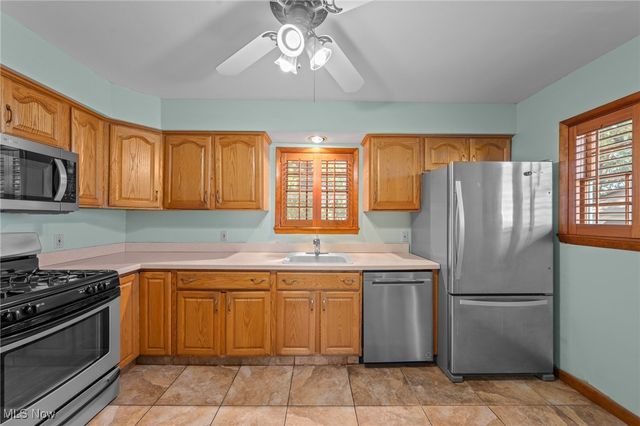 14344 Fayette Boulevard, Brook Park, OH 44142