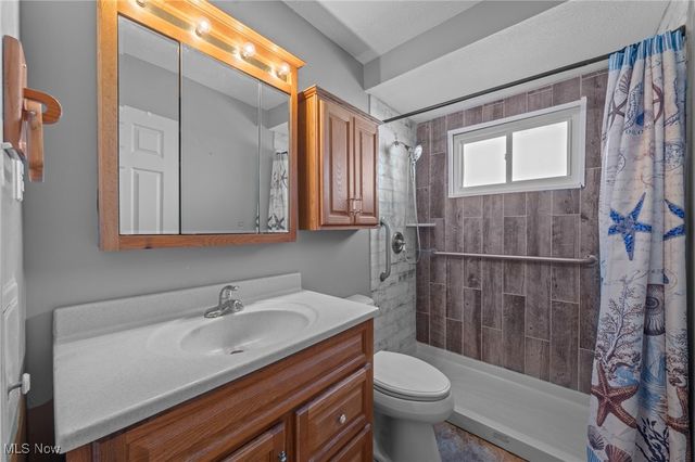 14344 Fayette Boulevard, Brook Park, OH 44142