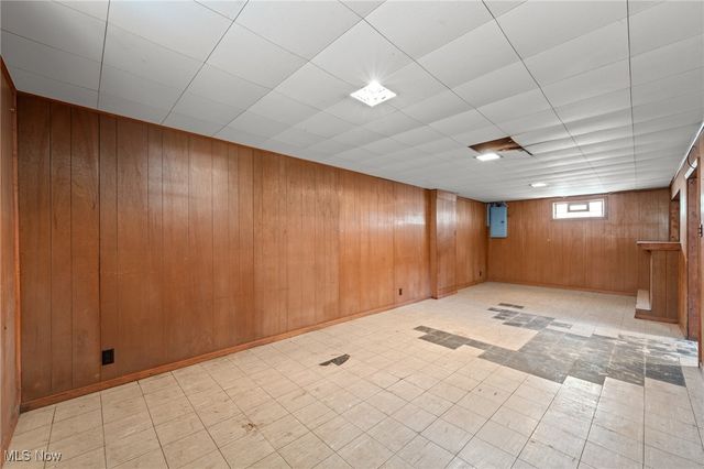 14344 Fayette Boulevard, Brook Park, OH 44142