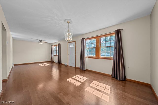 14344 Fayette Boulevard, Brook Park, OH 44142