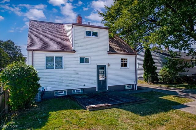 14344 Fayette Boulevard, Brook Park, OH 44142