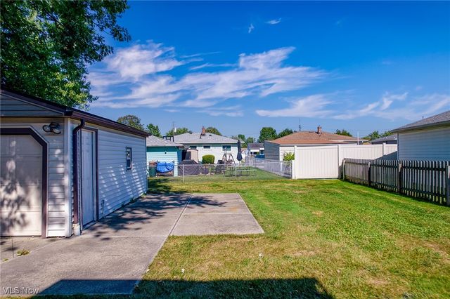 14344 Fayette Boulevard, Brook Park, OH 44142