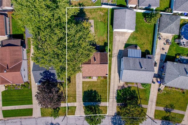 14344 Fayette Boulevard, Brook Park, OH 44142