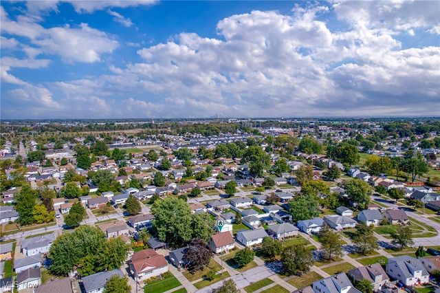 14344 Fayette Boulevard, Brook Park, OH 44142