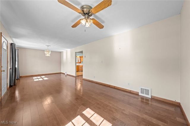 14344 Fayette Boulevard, Brook Park, OH 44142