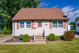 14344 Fayette Boulevard, Brook Park, OH 44142
