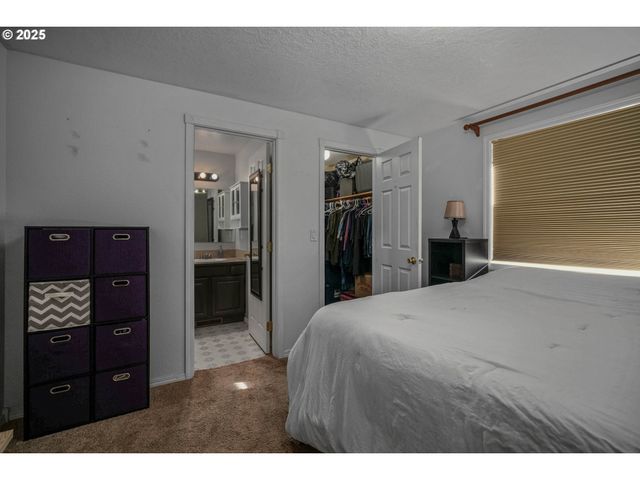 304 Nw 5TH St, Sublimity, OR 97385