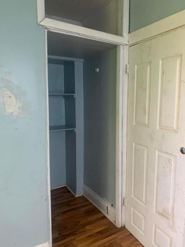 376 S Powell Avenue, Columbus, OH 43204