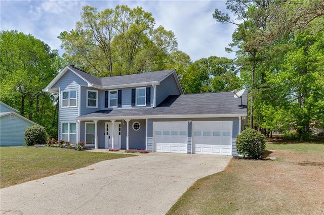 811 Forest Park Lane, Suwanee, GA 30024