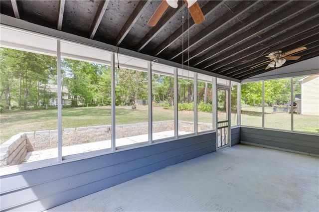 811 Forest Park Lane, Suwanee, GA 30024