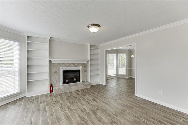 811 Forest Park Lane, Suwanee, GA 30024