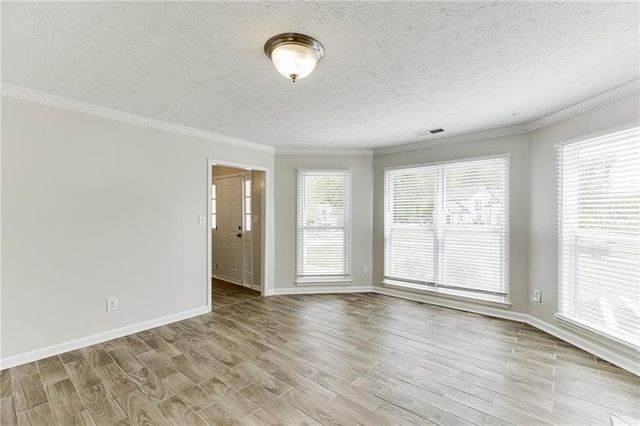 811 Forest Park Lane, Suwanee, GA 30024