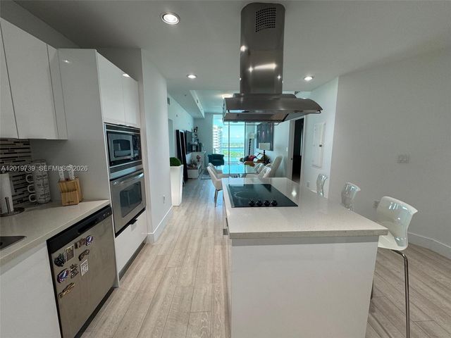 7928 East Dr 1202, North Bay Village, FL 33141