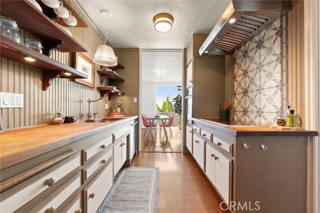 103 Ravenna Drive 23, Long Beach, CA 90803