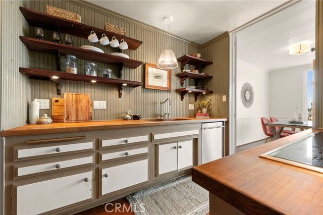 103 Ravenna Drive 23, Long Beach, CA 90803