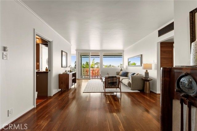 103 Ravenna Drive 23, Long Beach, CA 90803