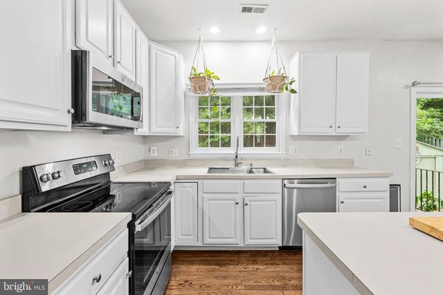 38 WILLOW GLEN CT, Stafford, VA 22554