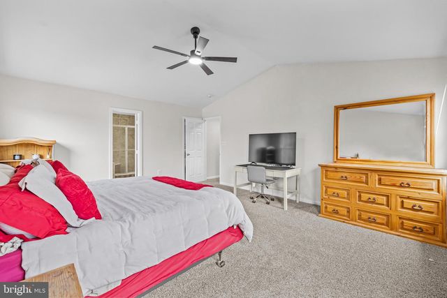 38 WILLOW GLEN CT, Stafford, VA 22554