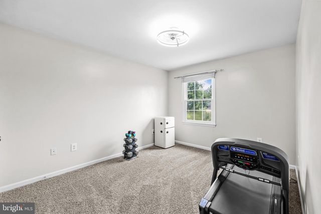 38 WILLOW GLEN CT, Stafford, VA 22554