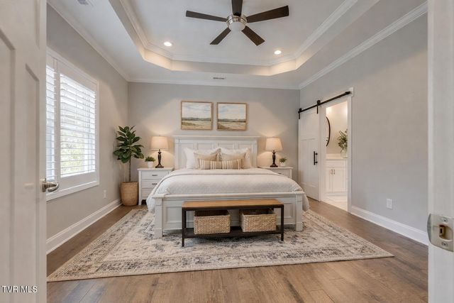 148 Mountain View Circle, Piney Flats, TN 37686