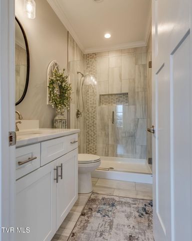 148 Mountain View Circle, Piney Flats, TN 37686