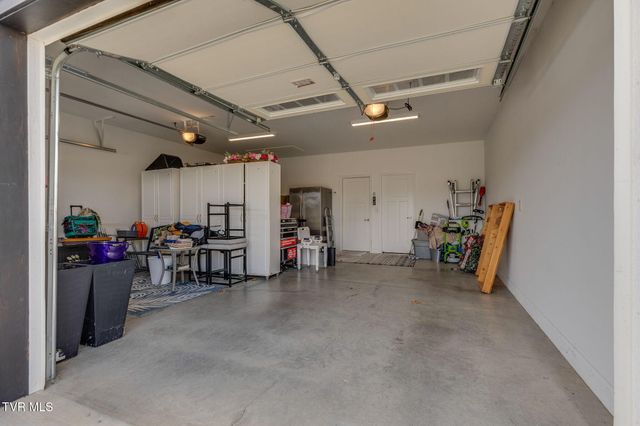 148 Mountain View Circle, Piney Flats, TN 37686