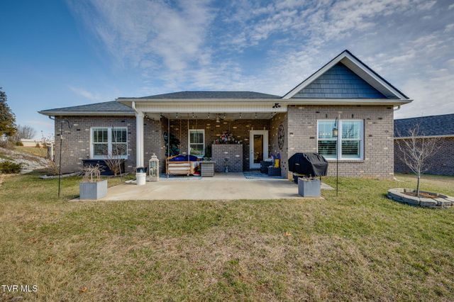 148 Mountain View Circle, Piney Flats, TN 37686