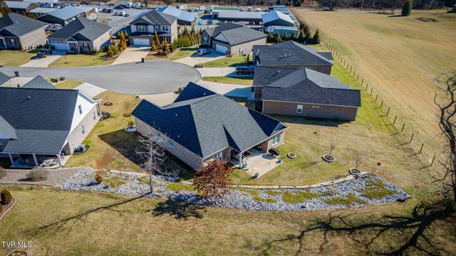 148 Mountain View Circle, Piney Flats, TN 37686
