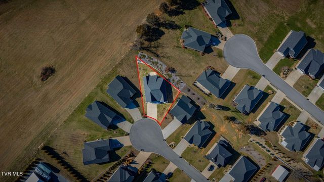 148 Mountain View Circle, Piney Flats, TN 37686