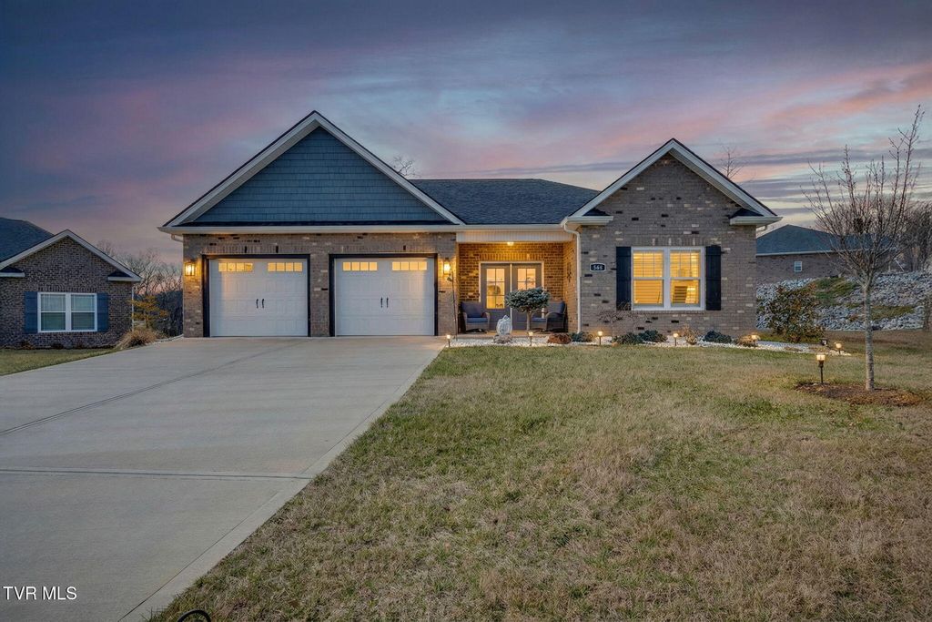 148 Mountain View Circle, Piney Flats, TN 37686